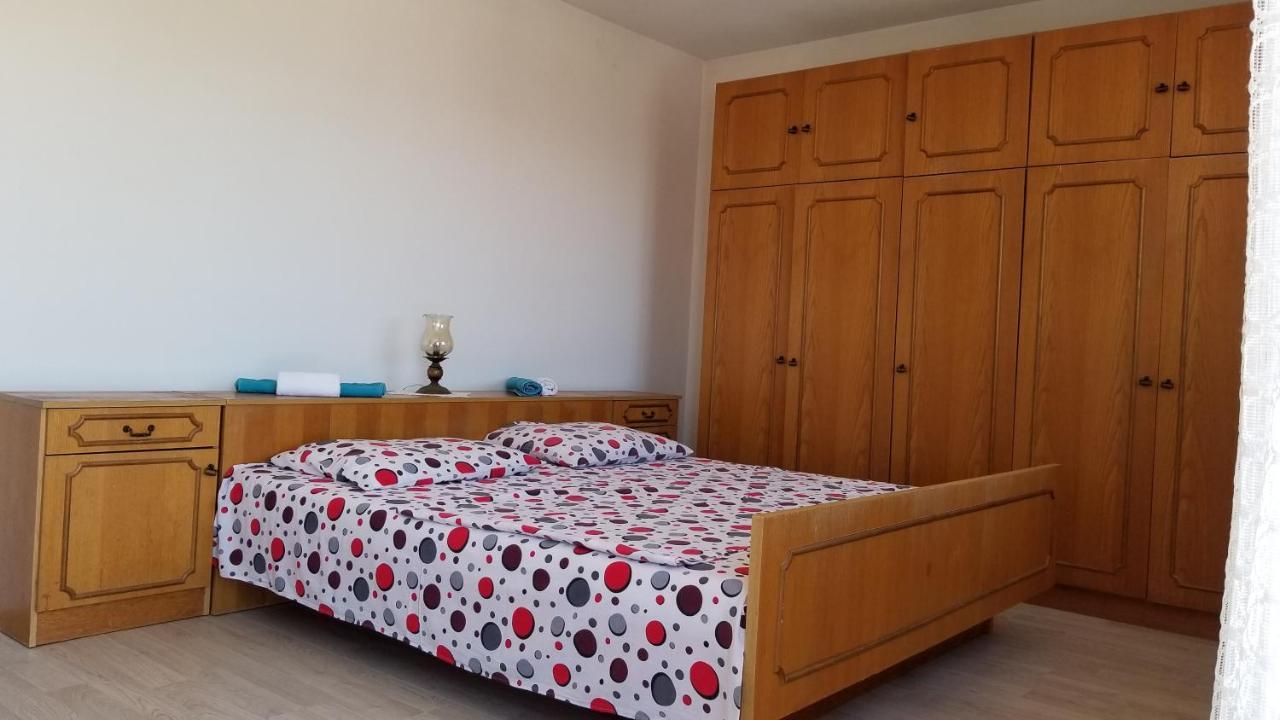 Apartman Samardzic Krk Town Exteriör bild